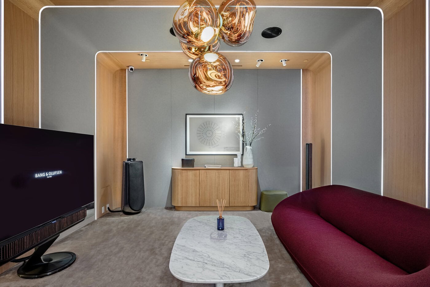 Bang & Olufsen